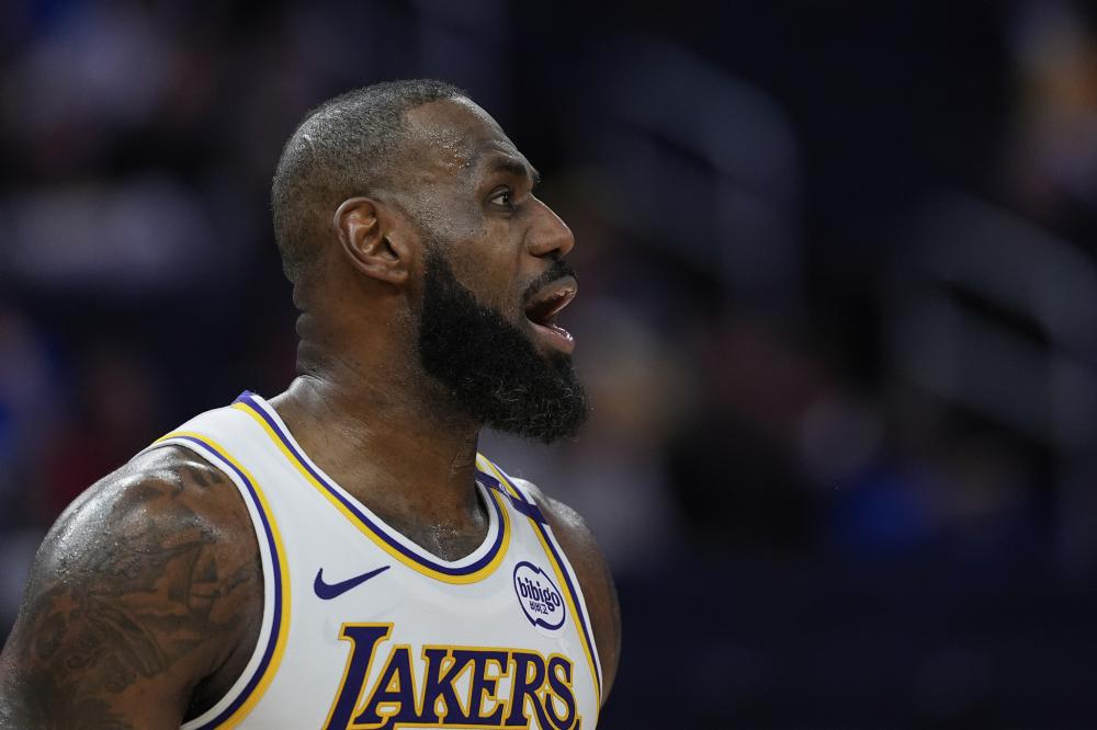 队高价签下 队高价签下